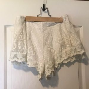 Urbanoutfitters Kimchi Blue lace detail shorts